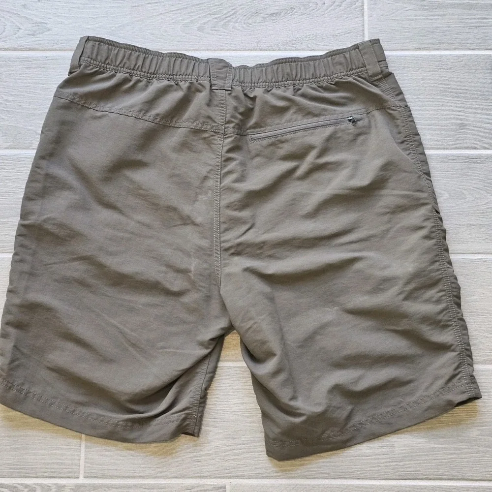 The North Face Paramount Trail Shorts Mens XL Olive Nylon Belted Cargo Hiking